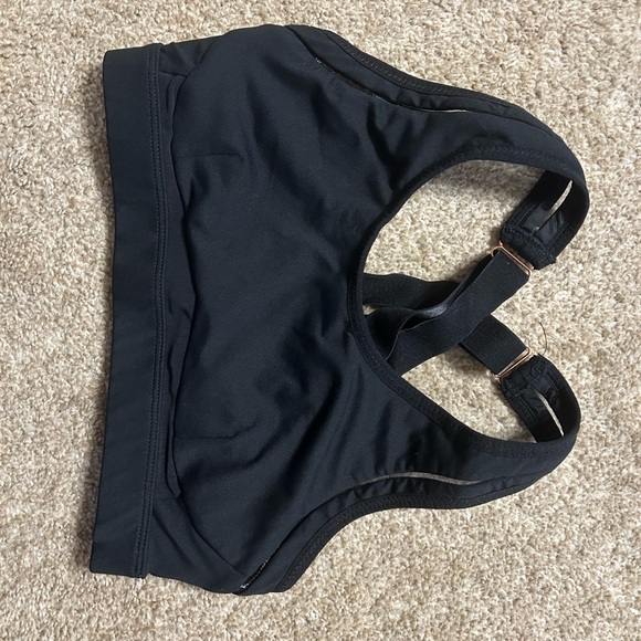 2 Fabletics Sports Bras - Picture 5 of 6